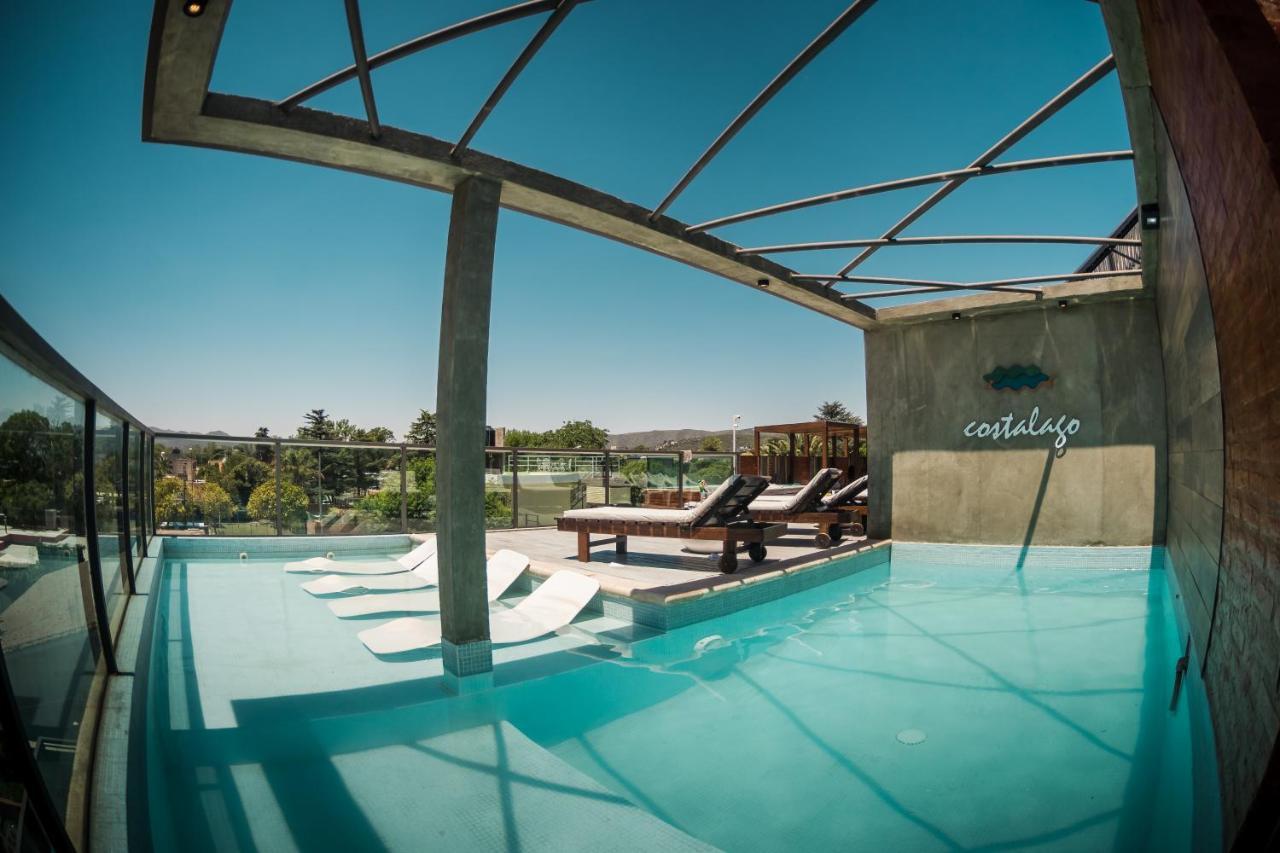 Costalago Suites Resort